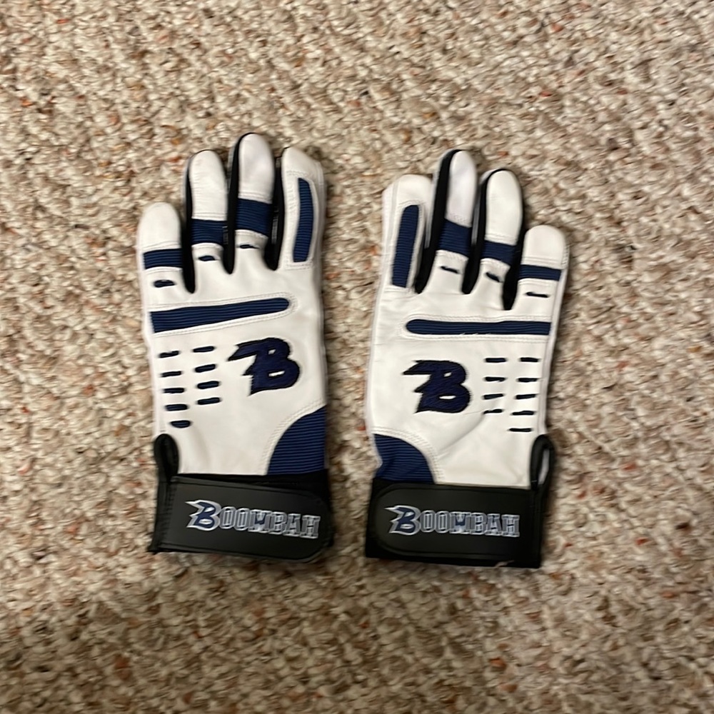 Boys batting glove